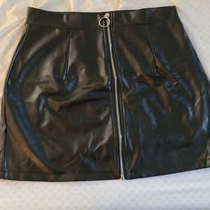 Fuax leather mini skirt